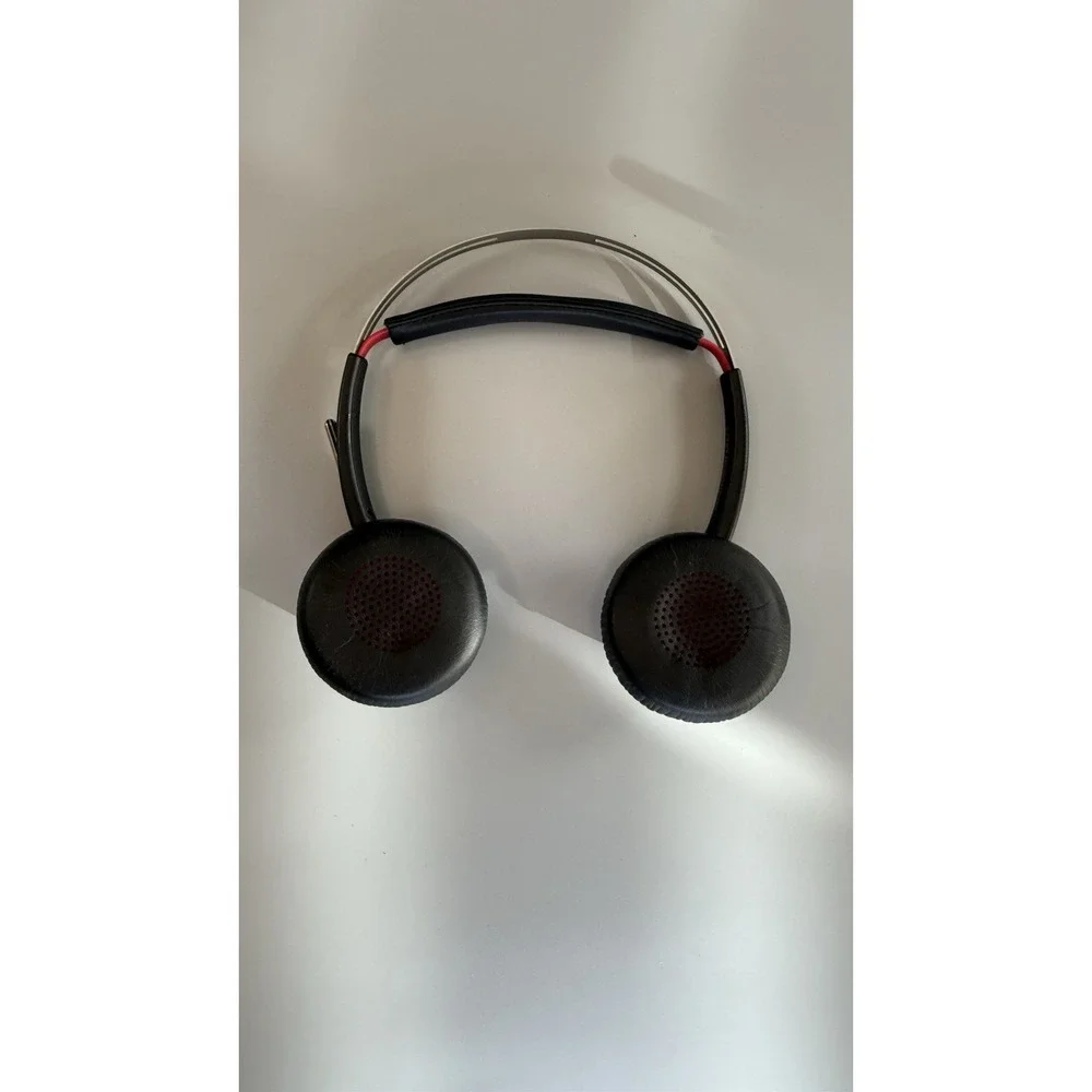Plantronics Focus Model: 8825 Bluetooth Headset w/Dock